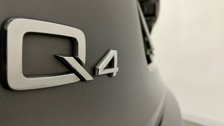 Audi Q4 e-tron 150kW 40 82.77kWh Launch Edition 5dr Auto Electric Estate